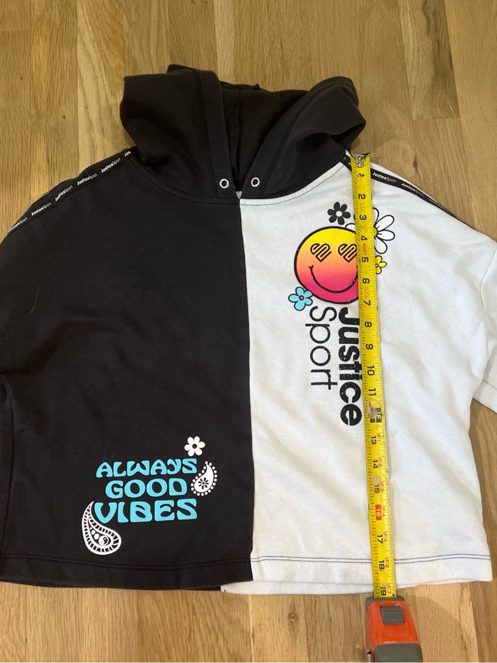 Y2K VTG Justice Girls size XL 16/18 Hoodie - Black Trim & White Interior - Picture 6 of 7